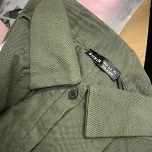 Shein , small , green